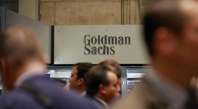 Goldman Sachs altın için fiyat tahminini yükseltti