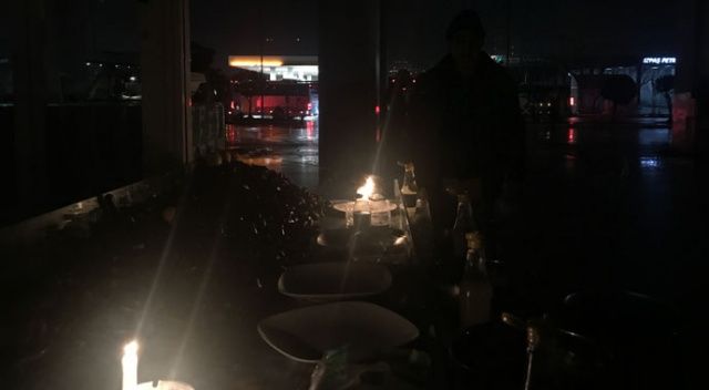 İzmir otogarında elektrikler kesildi