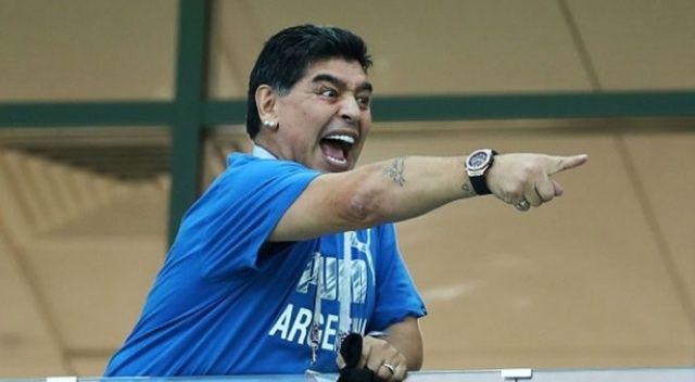 Maradona&#039;ya mide kanaması teşhisi