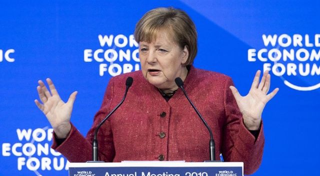 Merkel: “AB birçok konuda fikir birliğine sahip değil”