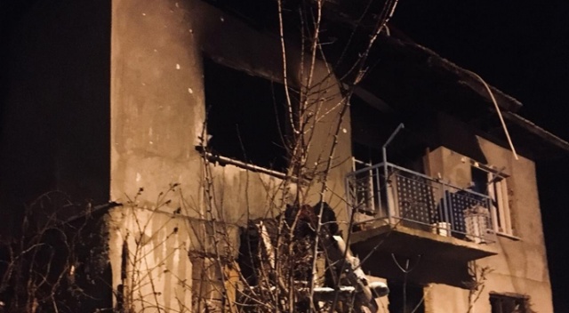 Simav’da ev yangını: 1 yaralı