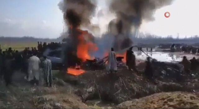 Keşmir’de tansiyon yükseliyor: Hindistan’a ait 2 savaş uçağı düştü