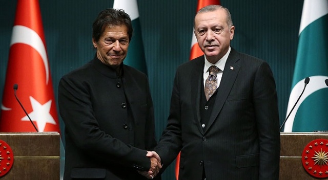Pakistan Başbakanı İmran Han, Cumhurbaşkanı Erdoğan&#039;ı arayacak