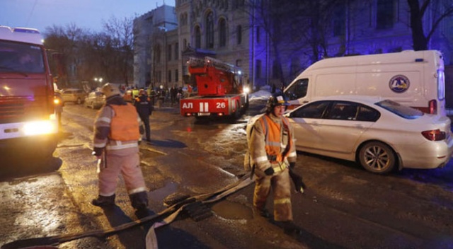 Rusya&#039;da üniversite binası çöktü! Onlarca kişi enkaz altında