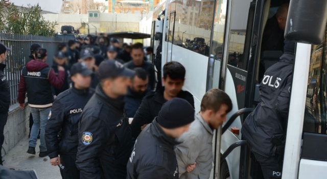 Tarihi operasyonda 121 tutuklu