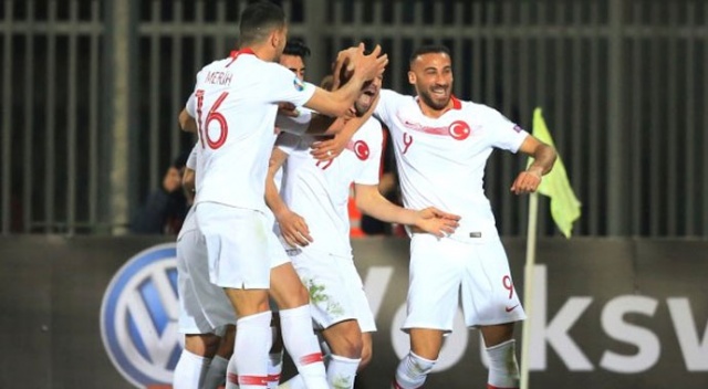 Arnavutluk&#039;a attığımız son 3 golün asisti Cenk Tosun&#039;dan