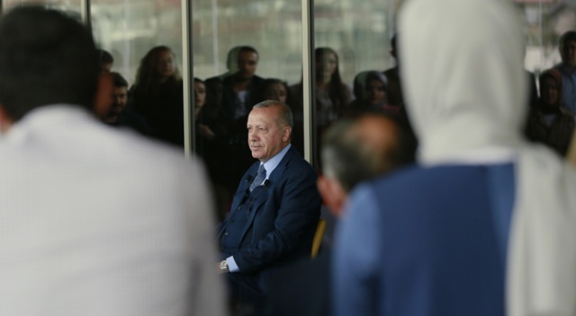 Cumhurbaşkanı Erdoğan&#039;dan faiz ve kur yorumu: Operasyonları ters tepti