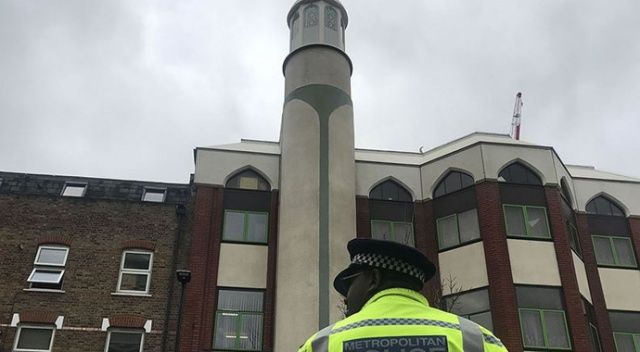İngiltere&#039;de İslamofobi artıyor