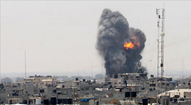 İsrail&#039;den Gazze&#039;ye topçu saldırısı
