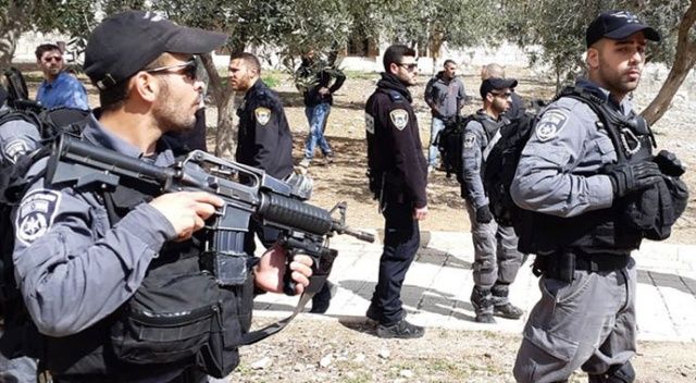 İsrail polisinden Mescid-i Aksa imamlarına saldırı