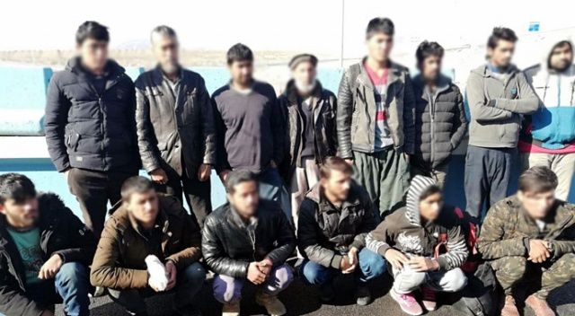 Kayseri&#039;de 14 düzensiz göçmen yakalandı