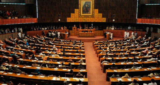 Pakistan Parlamentosundan Hint Parlamentosuna diyalog çağrısı