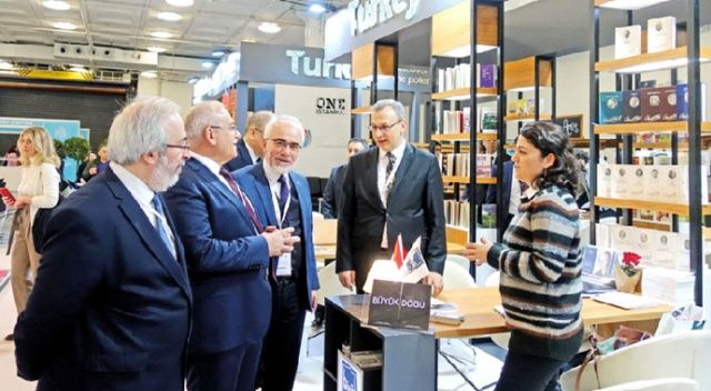 Türk edebiyatı Londra’da parlıyor