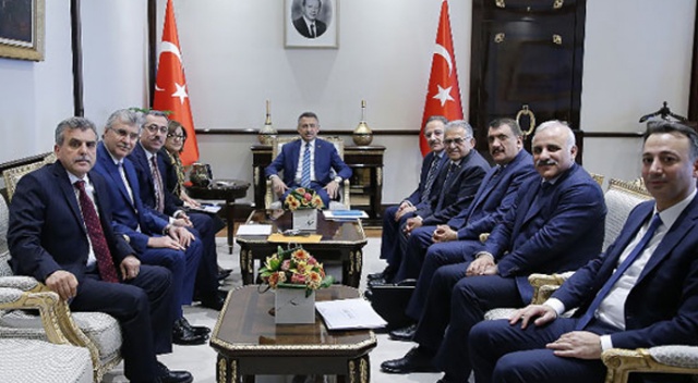 Cumhurbaşkanı Yardımcısı Oktay, Türkiye Belediyeler Birliği heyetini kabul etti