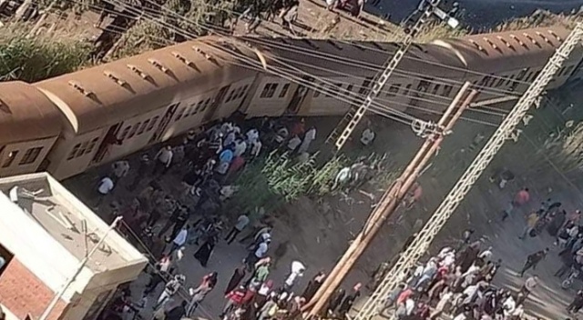 Mısır&#039;da tren raydan çıktı: en az 25 yaralı