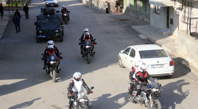 Adana&#039;da 27 aranan şahıs yakalandı