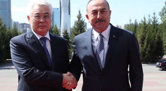 Çavuşoğlu, Kazakistanlı mevkidaşı Atamkulov ile görüştü
