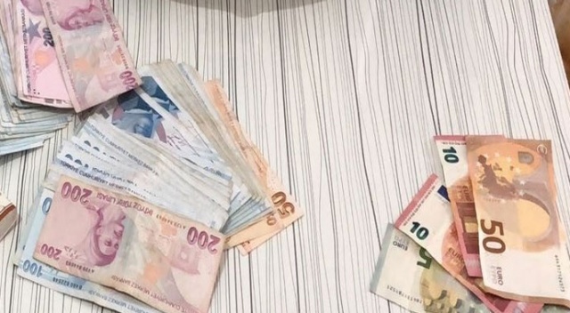 FETÖ/PDY üyesinin evinden para listesinin yer aldığı ajanda çıktı