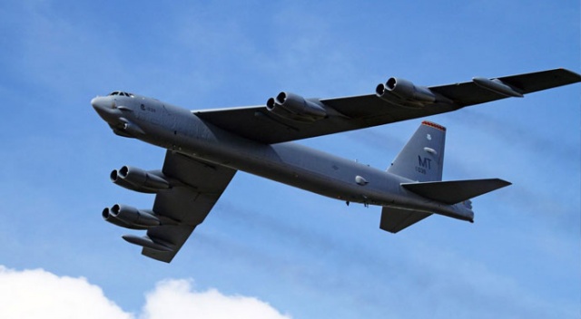 Körfez&#039;de gerilim artıyor! B-52’ler havalandı