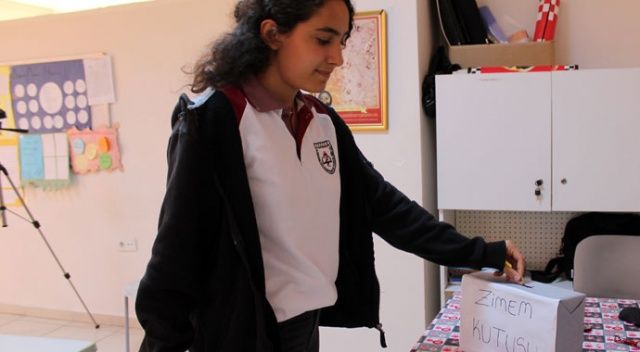 Lise öğrencileri Osmanlı geleneğini sürdürüyor