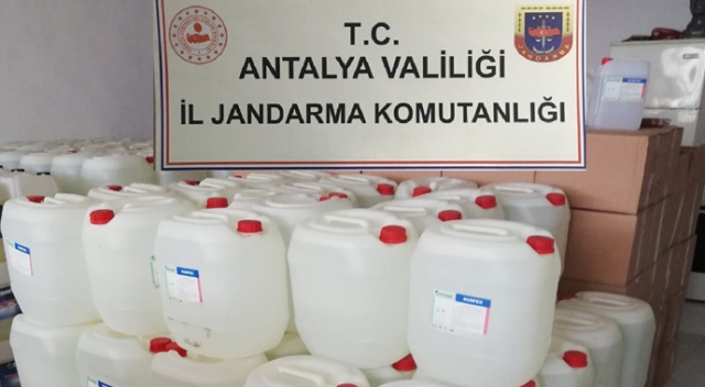 Antalya&#039;da 7 ton etil alkol ele geçirildi