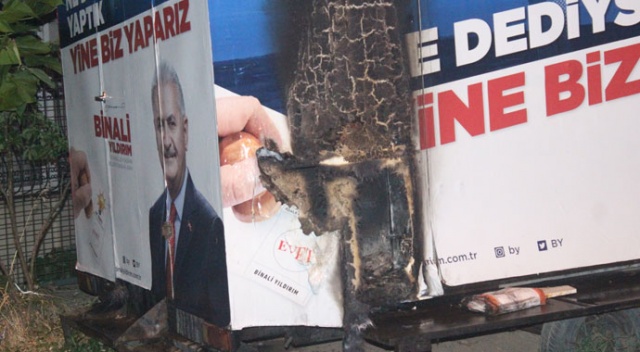 Beşiktaş’ta AK Parti seçim aracında yangın çıktı