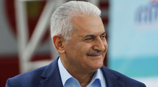 Binali Yıldırım: “Rakibim CHP adayı hala kendini Belediye Başkanı zannediyor”