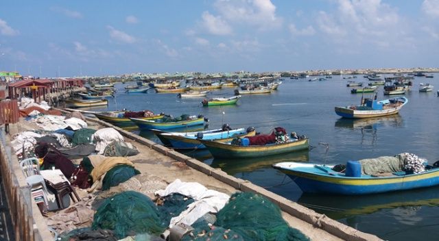 İsrail Gazze sahillerini Filistinli balıkçılara yasakladı