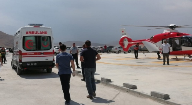 Yaralı işçi helikopter ambulansla hastaneye yetiştirildi