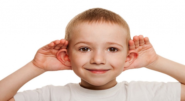 Çocuğunuzun kulakları psikolojisini bozmasın