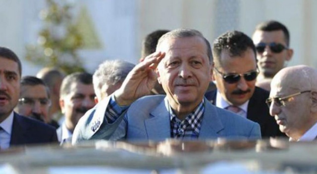 Cumhurbaşkanı Erdoğan, cuma namazını Büyük Çamlıca Camisi&#039;nde kıldı