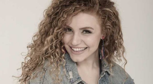 Haluk Levent yerine Azeri şarkıcı Cinare Melikzade konser verecek