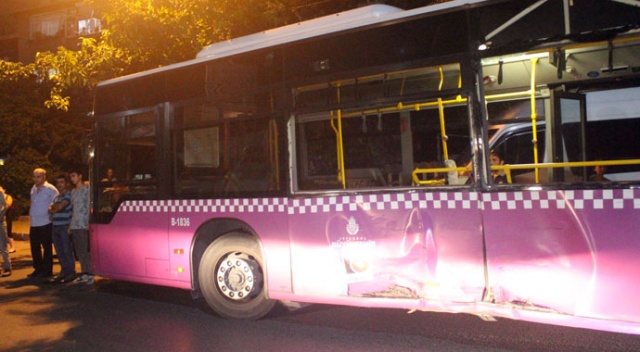 Sürücü kalp spazmı geçirdi, panelvan halk otobüsüne çarptı: 4 yaralı