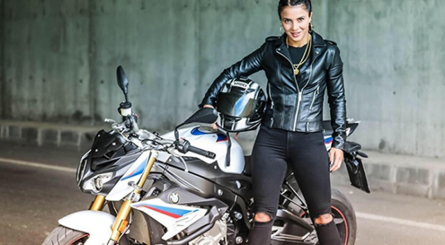 Survivor Sabriye&#039;nin motosiklet tutkusu! Binlerce beğeni aldı