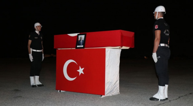 Bakan Yardımcısı Dursun&#039;un cenazesi İstanbul&#039;a uğurlandı