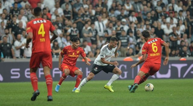 Beşiktaş, evinde Göztepe&#039;yi devirdi (Beşiktaş 3-0 Göztepe)