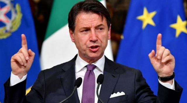 İtalya Başbakanı istifa edeceğini açıkladı