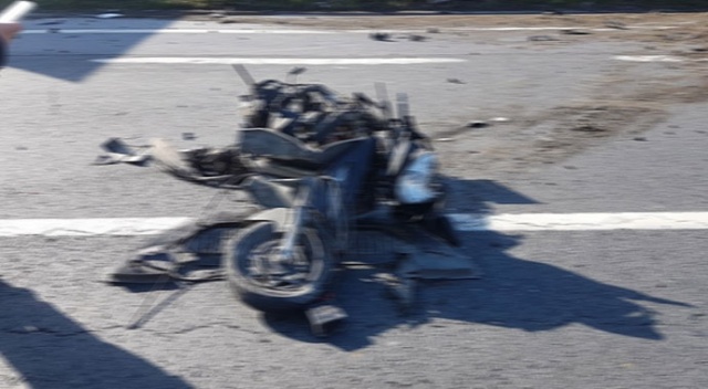 Sarıyer&#039;de hız yapan motosikletler çarpıştı