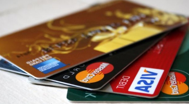 Teknoloji devi Apple kredi kartı çıkarıyor