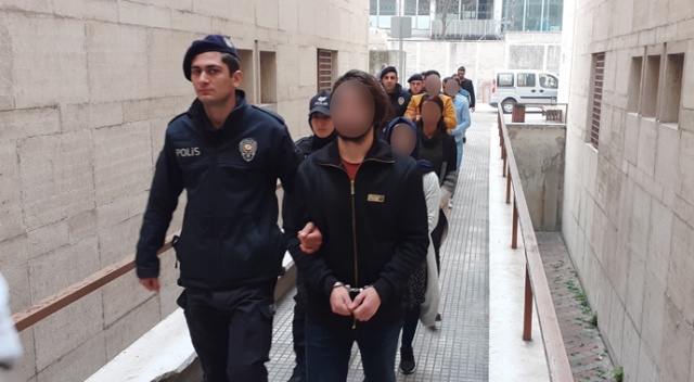Bursa’da sosyal medyadan terör propagandasına 4 tutuklama