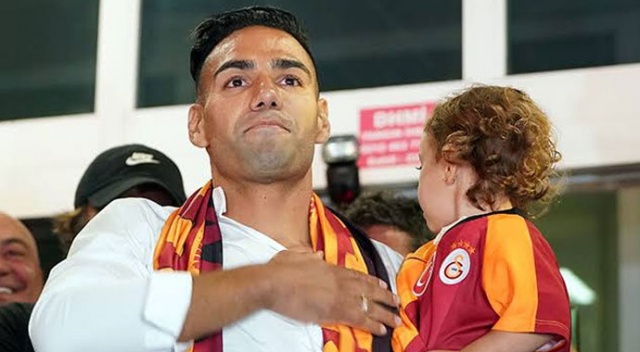 Galatasaray&#039;dan Radamel Falcao açıklaması!