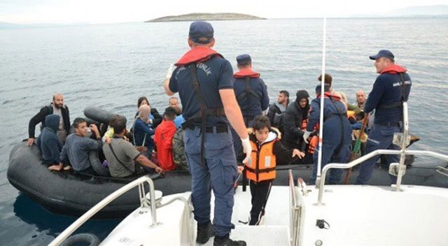 İzmir&#039;de 239 düzensiz göçmen yakalandı