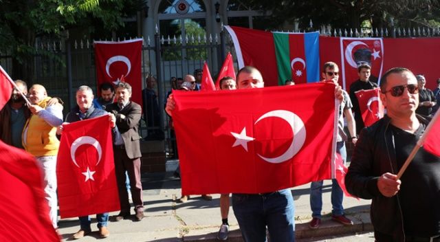 Macaristan’daki Türkler’den YPG/PKK yandaşlarına tepki