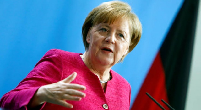 Merkel&#039;den flaş Türkiye açıklaması