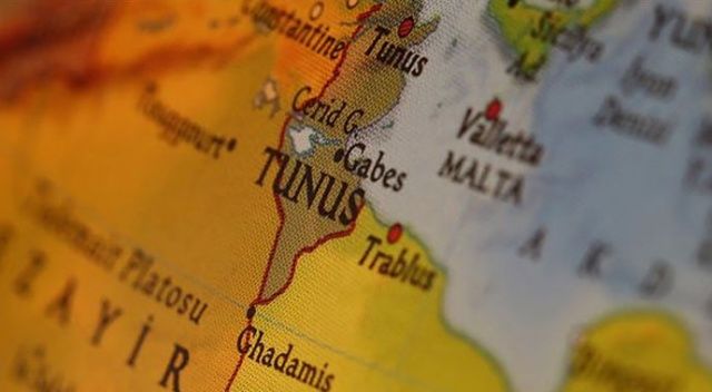 Tunus&#039;ta Dışişleri ve Savunma Bakanları görevden alındı
