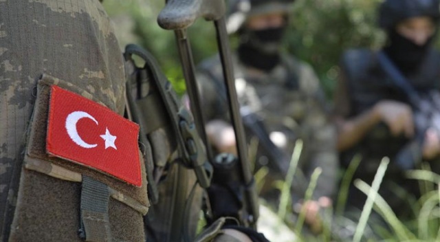 Zeytin Dalı Harekatı üs bölgesinde yaralanan asker şehit oldu