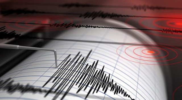 Arnavutluk&#039;ta 5,2 büyüklüğünde deprem