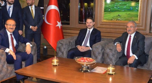 Bakan Albayrak, Ordu Büyükşehir Belediye Başkanı Güler’i ziyaret etti