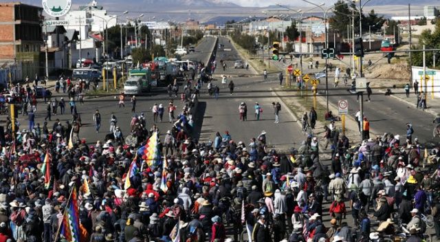 Bolivya&#039;da skandal: Orduya öldürme yetkisi