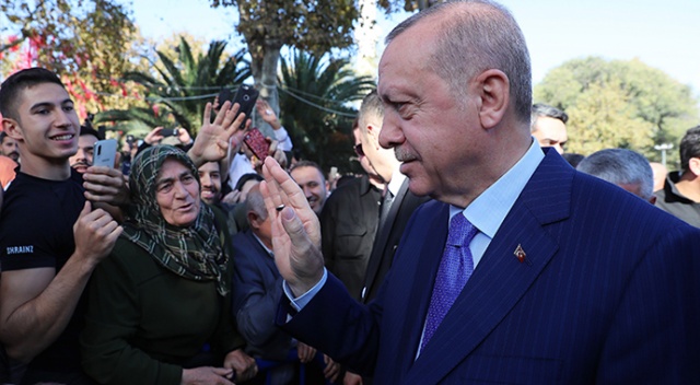 Cumhurbaşkanı Erdoğan, cuma namazını Eyüpsultan Camii&#039;nde kıldı